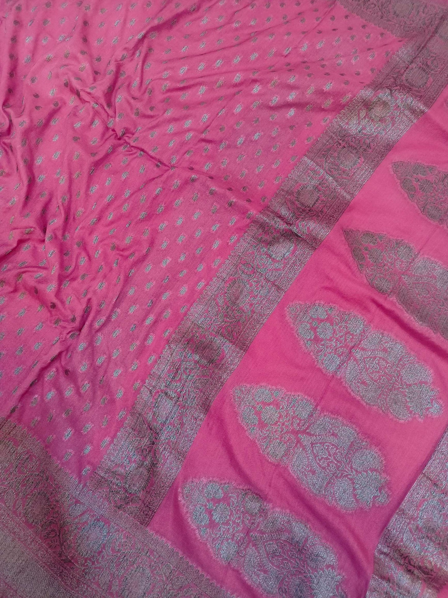 Onion Pink Crape Khaddi Booti Banarasi Saree