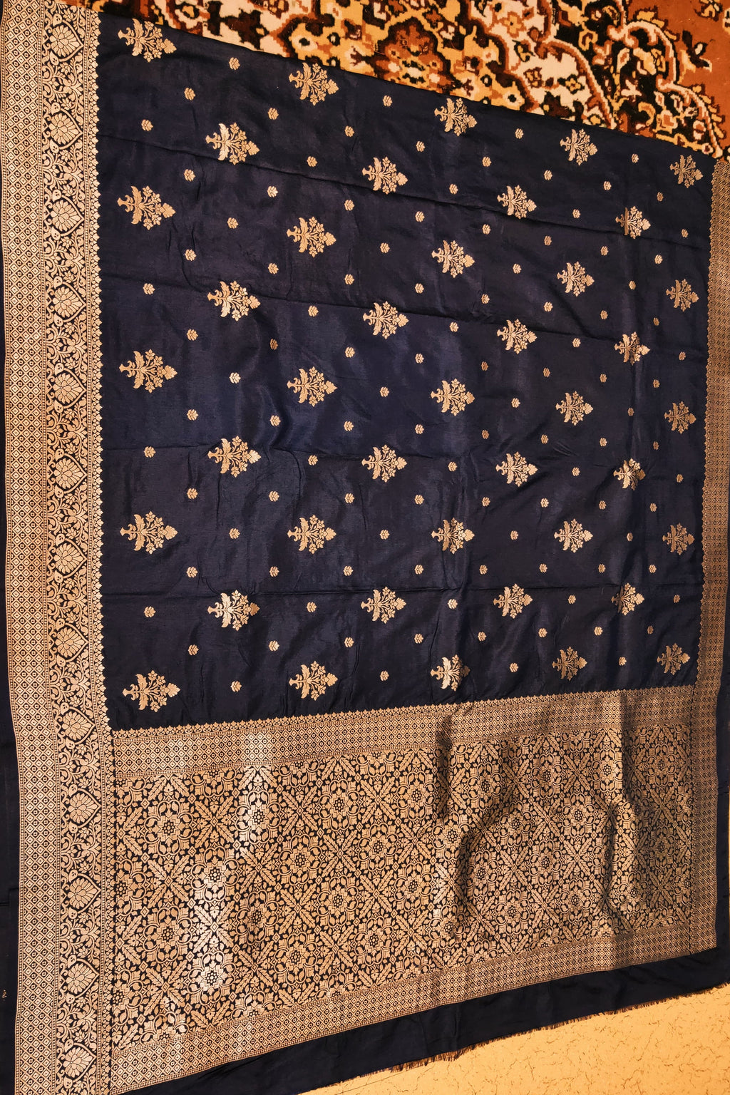 navy blue dola flat open