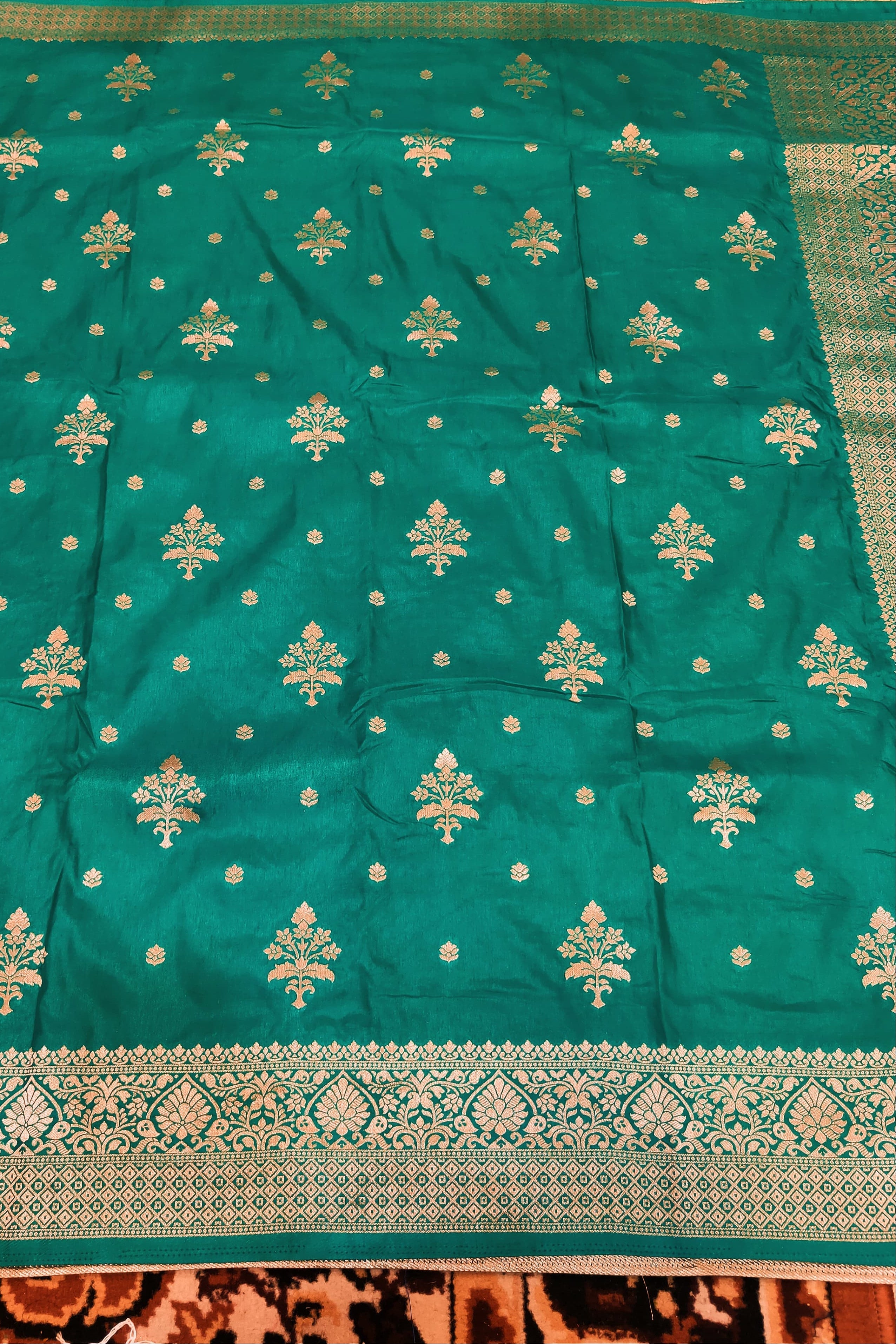 sapphire dola flat open